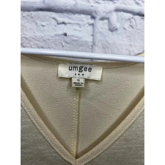 Umgee boho oversized cream colored top, size S. - Picture 5 of 6